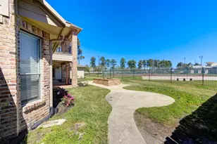 19230 Canyon Bay Dr, Tomball, TX 77377 - Photo 7