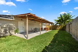 2531 Colonial Ridge Dr, Friendswood, TX 77546 - Photo 31