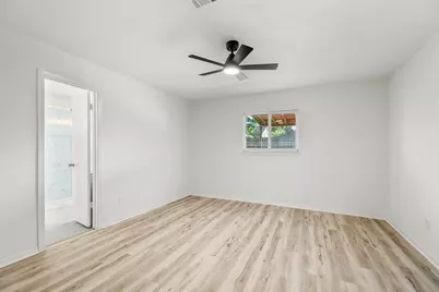 2531 Colonial Ridge Drive, Friendswood, TX 77546 - Photo 19