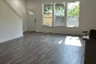8726 Scott St, Houston, TX 77051 - Photo 3