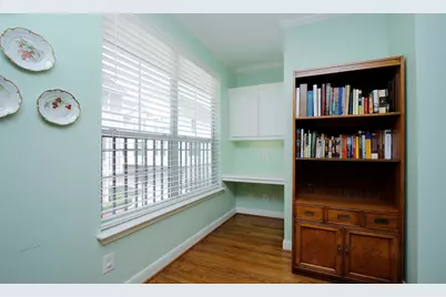 3001 Murworth Drive #1103, Houston, TX 77025 - Photo 11