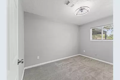 12206 Flushing Meadows Drive, Houston, TX 77089 - Photo 13