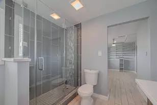 228 Barracuda St, Bayou Vista, TX 77563 - Photo 17