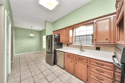 6470 Creekbend Drive, Houston, TX 77096 - Photo 19