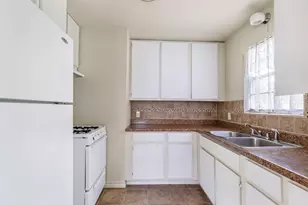 156 County Rd 3251W, Cleveland, TX 77327 - Photo 11