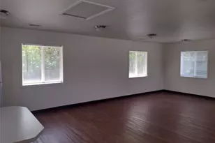 32560 James Curtin Dr, New Haven, MI 48048 - Photo 7