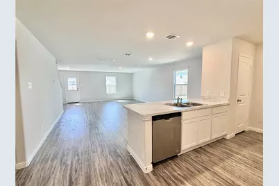 1395 Road 5102, Cleveland, TX 77327 - Photo 3