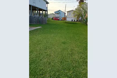 5016 1/2 Avenue M1/2, Galveston, TX 77551 - Photo 1