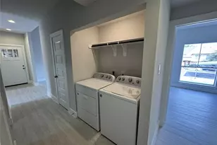 9803 Club Creek Dr, Houston, TX 77036 - Photo 13