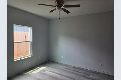 210 Dipping Stream Street, Houston, TX 77076 - Photo 7