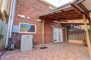 10432 Hammerly Blvd, Houston, TX 77043 - Photo 5