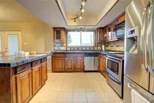 10432 Hammerly Blvd, Houston, TX 77043 - Photo 3
