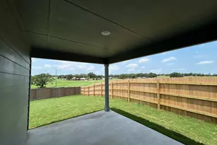 301 Doss Dr, Rockdale, TX 76567 - Photo 7