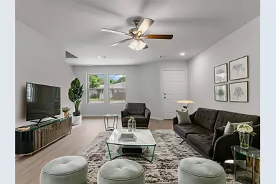 312 N Orange Street, Sweeny, TX 77480 - Photo 3