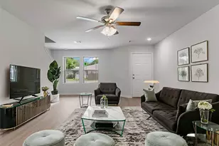 312 N Orange St, Sweeny, TX 77480 - Photo 3