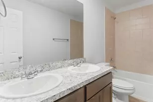 312 N Orange St, Sweeny, TX 77480 - Photo 15