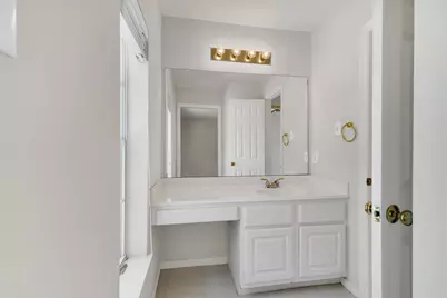 9423 Walnut Brook Court, Houston, TX 77040 - Photo 33