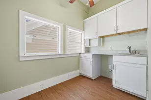 1402 21st St, Galveston, TX 77550 - Photo 29
