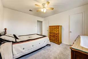 12327 Meadow Hollow Dr, Meadows Place, TX 77477 - Photo 29