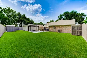 12327 Meadow Hollow Dr, Meadows Place, TX 77477 - Photo 35