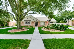 12327 Meadow Hollow Dr, Meadows Place, TX 77477 - Photo 37