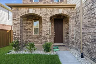 10318 Mount Winchell Dr, Iowa Colony, TX 77583 - Photo 3