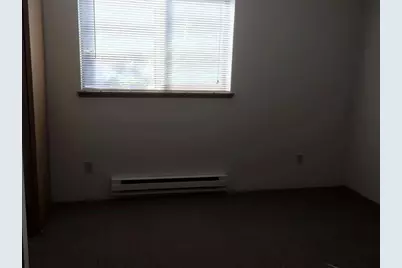 122 N Juniper, Omak, WA 98841 - Photo 3