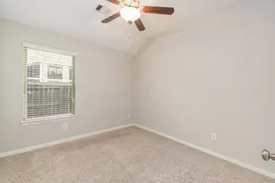 9403 Briscoe Bend Ln, Cypress, TX 77433 - Photo 17