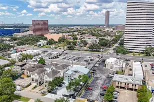 2822 Briarhurst Park Park, Houston, TX 77057 - Photo 21