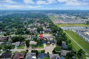 9731 Clanton St, Houston, TX 77080 - Photo 41
