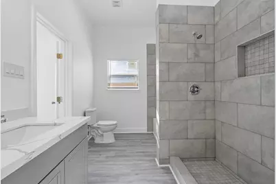 4620 North Railroad Avenue, Hitchcock, TX 77563 - Photo 23