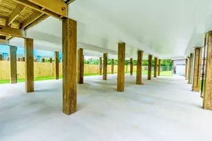 4620 N Railroad Ave, Hitchcock, TX 77563 - Photo 5