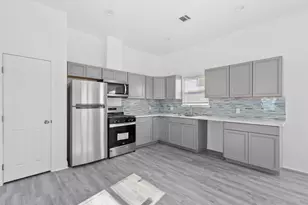 4620 N Railroad Ave, Hitchcock, TX 77563 - Photo 17