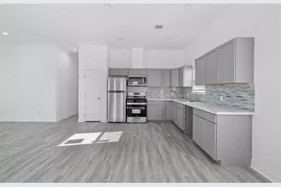 4620 North Railroad Avenue, Hitchcock, TX 77563 - Photo 11