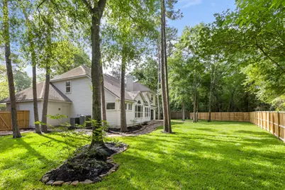 35 Classic Oaks Place, The Woodlands, TX 77382 - Photo 43