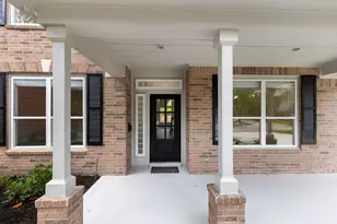 35 Classic Oaks Pl, The Woodlands, TX 77382 - Photo 5