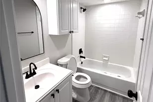 35 Classic Oaks Pl, The Woodlands, TX 77382 - Photo 27