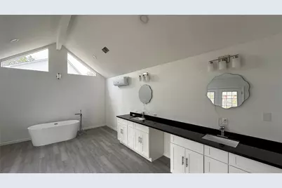 4409 Hillbrook Drive, Orange, TX 77632 - Photo 19