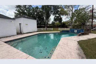 4409 Hillbrook Drive, Orange, TX 77632 - Photo 9