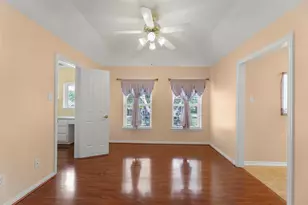 2407 Royal Palm Ct, League City, TX 77573 - Photo 31