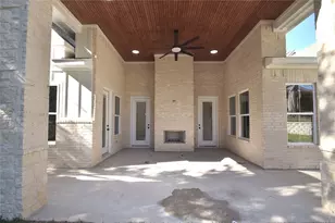 1511 Greenbriar Dr, Huntsville, TX 77340 - Photo 45