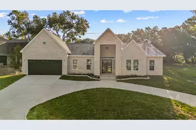 1511 Greenbriar Drive, Huntsville, TX 77340 - Photo 3