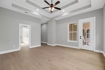 1511 Greenbriar Drive, Huntsville, TX 77340 - Photo 31