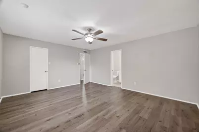 14034 Lourdes Drive, Houston, TX 77049 - Photo 19