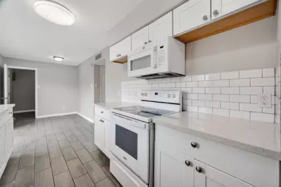 14034 Lourdes Drive, Houston, TX 77049 - Photo 11