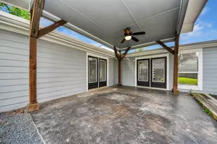 1108 Wakefield Dr, Houston, TX 77018 - Photo 3