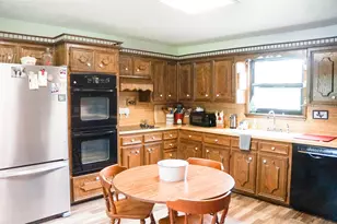 317 Hickory Dr E, Livingston, TX 77351 - Photo 7