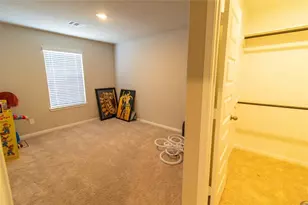 2221 Middle Rdg Dr, Conroe, TX 77301 - Photo 29