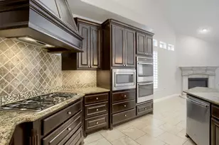 24238 Madrid Hill Ln, Katy, TX 77494 - Photo 11
