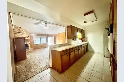 10303 Sageplum Drive, Houston, TX 77089 - Photo 9